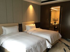 Ramada Huizhou South Hotel, фото 2