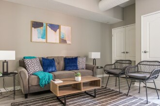 Apartments near Perk Plaza by Frontdesk