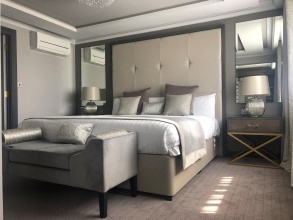 Menzies Irvine, фото 2