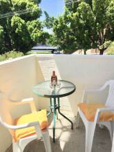 Leafy 1 Bedroom City Oasis With Pool and Terrace, фото 17