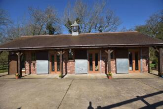 Oak Tree Stables, фото 17