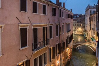 Rialto Bridge Venetian Style, фото 11