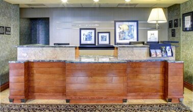 Hampton Inn & Suites Greenville-Downtown-Riverplace, фото 7