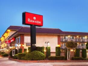 Ramada by Wyndham Leeds East