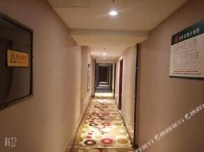 Laiya Business Hotel, фото 6