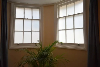 Private, Spacious & Central 1 Bedroom Flat in Brighton, фото 8
