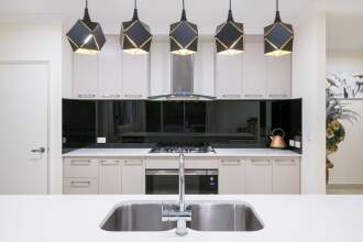 Balcatta 4 Bedroom House, фото 12