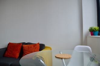 Spacious Studio Apartment in Manchester Centre, фото 2