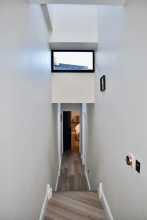 Modern 2 Bedroom Garden House, фото 8