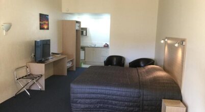 Captains Quarters Motor Inn, фото 49