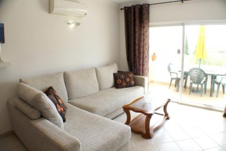 Apartment With 2 Bedrooms in Albufeira, With Shared Pool, Enclosed Garden and Wifi Near the Beach