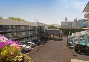 Super 8 by Wyndham Niagara Falls by the Falls, фото 26