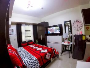 Studio Condo at Horizons 101