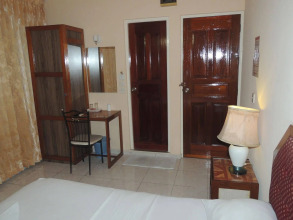 Off Day Inn, фото 9