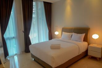 3 Bedrooms Premium Sudirman Residence by Travelio, фото 9