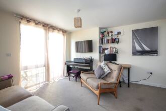 Lovely 2- Bed Flat In North London, фото 4