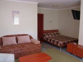 Mini-hotel in Odessa Yard