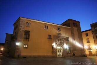 Palacio De Valderrabanos