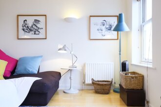 Modern Bright 1 Bedroom in Kentish Town, фото 8