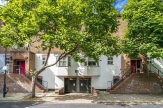 Sunny 2BR apt in the heart of Vauxhall, by subway, фото 9