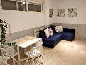 Studio in Málaga, With Wonderful City View and Wifi, фото 3