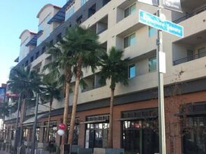 Apartment with Full Amenities - Miracle Mile, фото 34