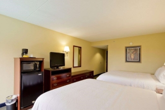 Hampton Inn Winchester N-Conference Center, фото 46