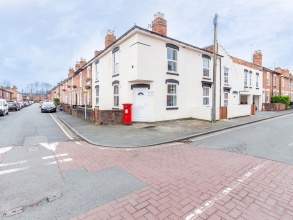 Northfield Street Worcester - Guest Homes, фото 29