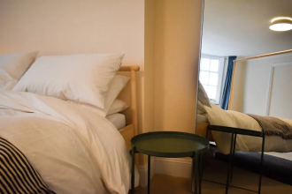 Private, Spacious & Central 1 Bedroom Flat in Brighton, фото 19
