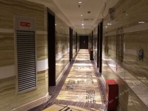Hong Qi Grand Hotel, фото 6
