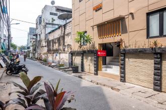 RedDoorz Plus near Hayam Wuruk 2, фото 3