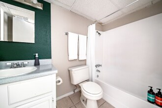 WanderJaunt North University Apts, фото 17 WanderJaunt North University Apts, фото 17