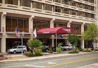 Crystal City Marriott at Reagan National Airport