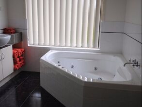 Lookout Holiday Units, фото 32