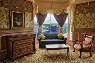 Eagle House Victorian Inn, фото 5