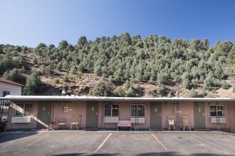 Cozy Mountain Motel, фото 11 Cozy Mountain Motel, фото 11