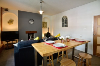 Cambrian Place - Swansea Guest Homes, фото 14