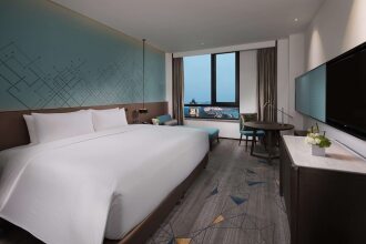 DoubleTree by Hilton Qingdao Oriental Movie Metropolis, фото 2