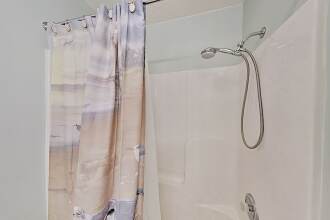 Bayfront W/ Private Balcony & Sweeping Views 2 Bedroom Condo, фото 25 Bayfront W/ Private Balcony & Sweeping Views 2 Bedroom Condo, фото 25