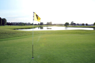 HomeToBe Golf and Venice Apartment, фото 13