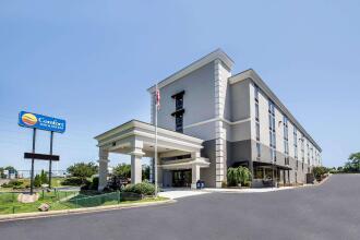 Best Western Plus Roper Mountain Road Inn And Suites, фото 1