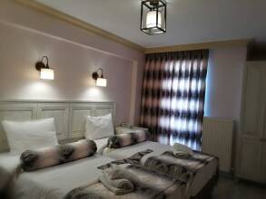 Agora Guesthouse And Hostel, фото 42