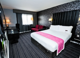 Doubletree By Hilton Bristol South - Cadbury House, фото 2