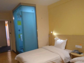 7 Days Inn Kangding Ke Yun Zhong Xin Zhan Branch