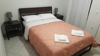 M1 George Apartment by the Airport