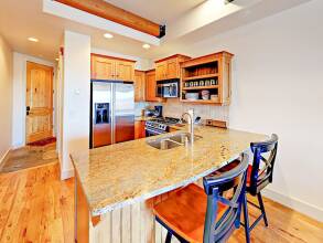 2br + Loft Mountain-view W/ Private Hot Tub 2 Bedroom Townhouse, фото 11 2br + Loft Mountain-view W/ Private Hot Tub 2 Bedroom Townhouse, фото 11