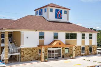 Motel 6 Houston, TX - North