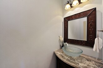 Stylish 3BR in Austin by RedAwning, фото 13 Stylish 3BR in Austin by RedAwning, фото 13