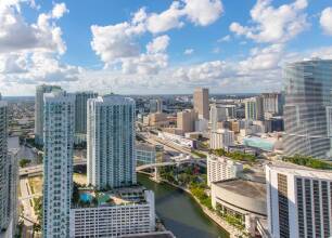 Sky City At Icon Brickell, фото 4