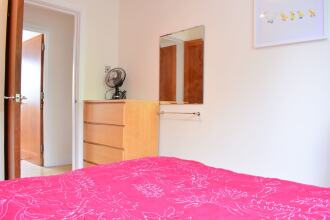 Bright 4 Bed Flat In Stepney Green, фото 9